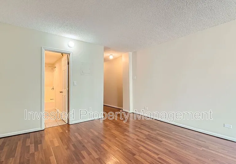 830 N Sherman St #203 — Photo 7