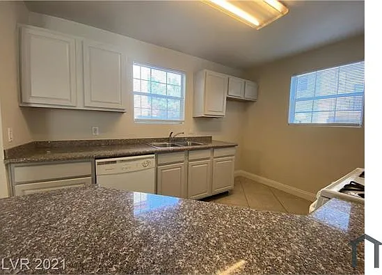 2801 N Rainbow Blvd #137 — Photo 10
