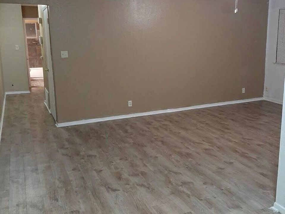 1st image of 2877 W Fairmont Ave APT 204