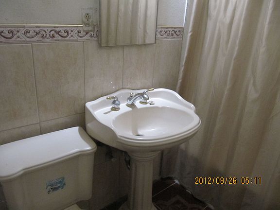 5th image of 2616 Birch St