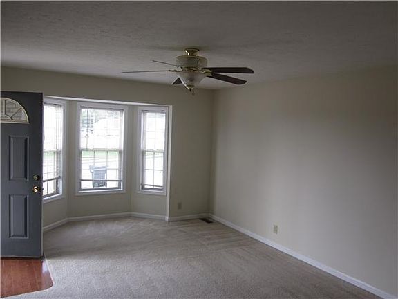 3rd image of 3221 Veranda Cir