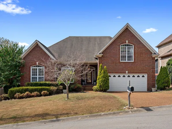 805 Huntwood Pl, Nashville, TN 37221