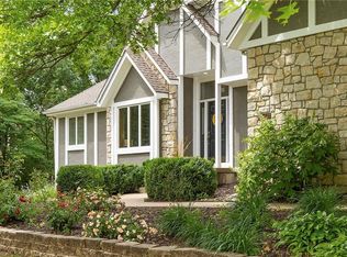 20407 Crickett Ln, Lenexa, KS 66220