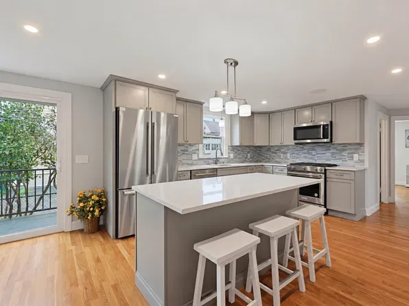 80 Marion St, Medford, MA 02155