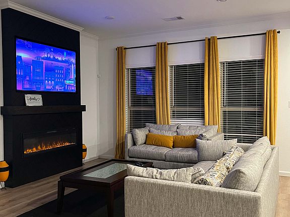 Livingroom with electric fireplace
