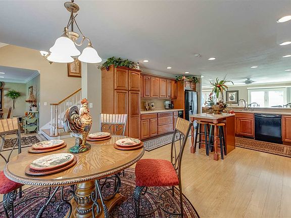 2nd image of 128 Millard Ln