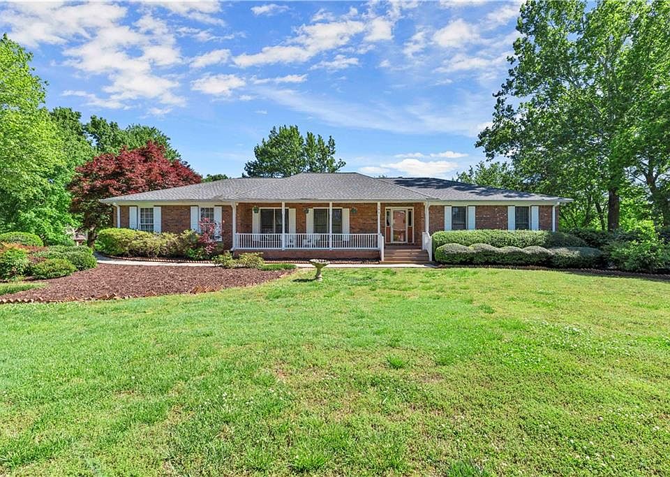 165 Saddle Creek Dr Roswell Ga 30076 Zillow