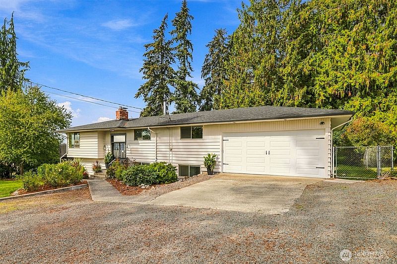 2nd image of 10814 SE 304th Street