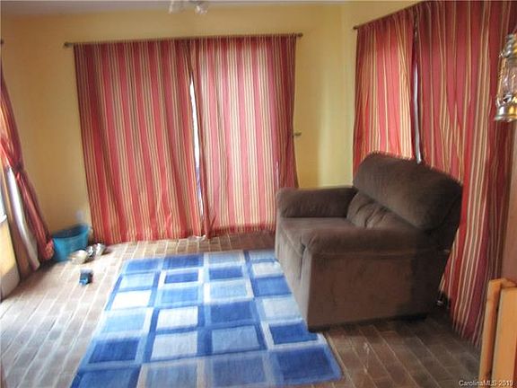 5th image of 2330 Wishbone Dr