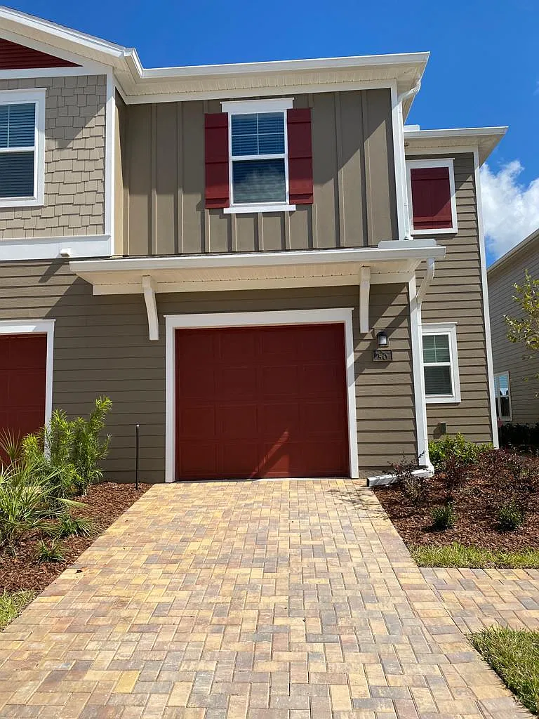 3 bed, 2.5 bath, 1782 sqft, $2,250 — Photo 1