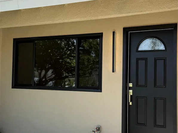 519 Camelot Dr, Oceanside, CA 92054