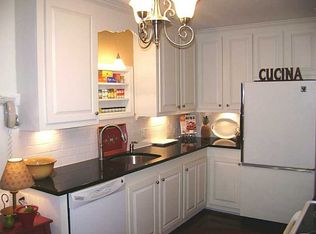 26 Haverford Rd, Warwick, RI 02886