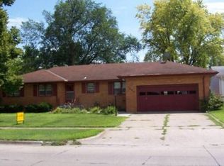 1845 E 1st St, Fremont, NE 68025