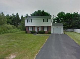 26 Bayberry Rd, Brewer, ME 04412