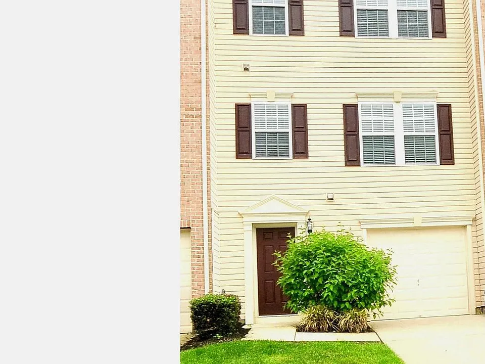 355 Cristaudo Ct