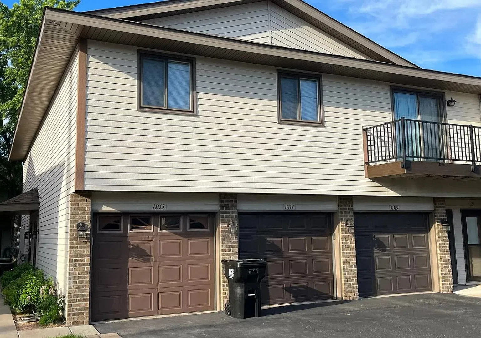 Stunning Comfort in Champlin for $1,699/month! — Photo 1