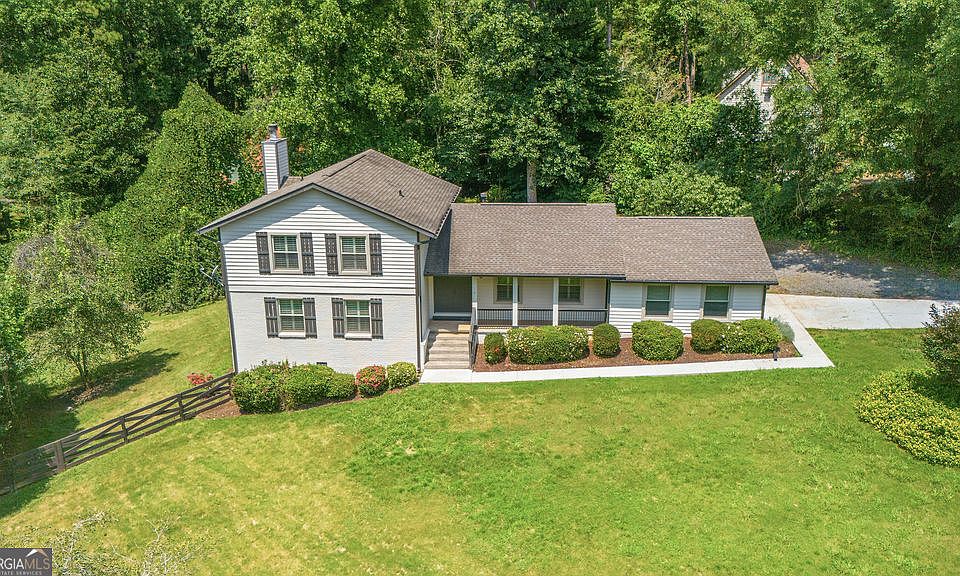 1st image of 9630 Pine Thicket Way