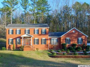 801 Tipperary Dr, Scottsboro, AL 35768