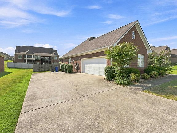 2nd image of 108 Wheaton Ct