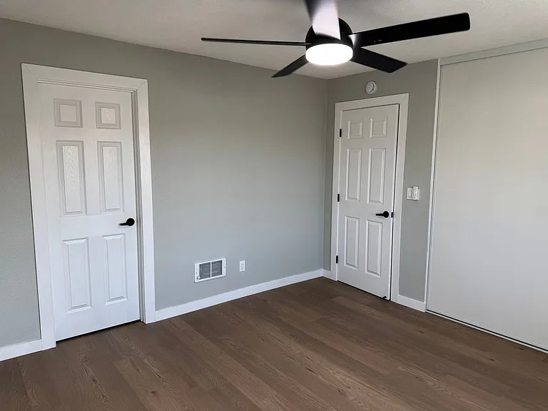 Villa Del Sol Apartments — Photo 90