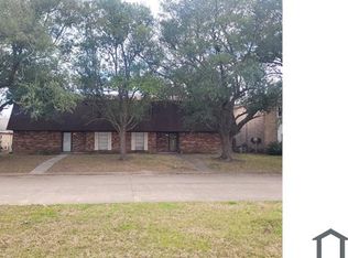 3108 Oakmont Dr, Orange, TX 77630