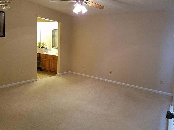 3rd image of 1017 Brittany Dr