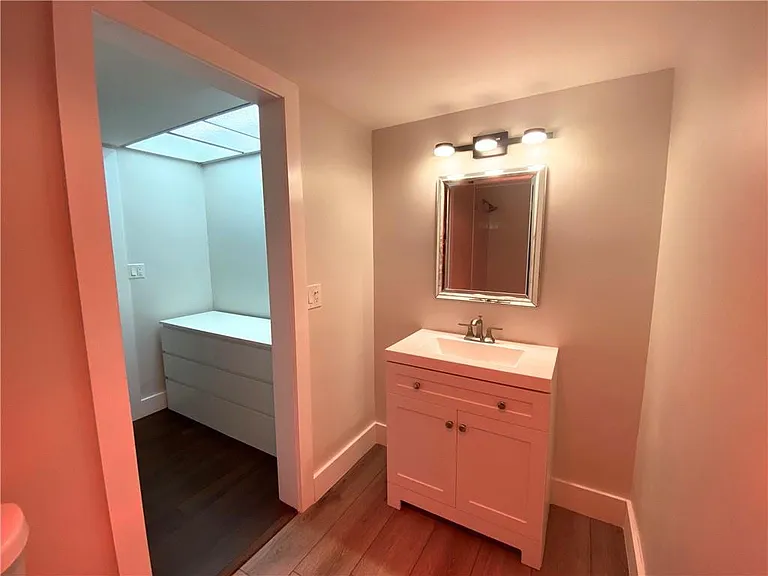 1200 SW 12th St #316 — Photo 19