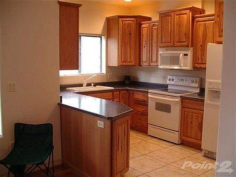 3rd image of 2052 Manzanita Dr