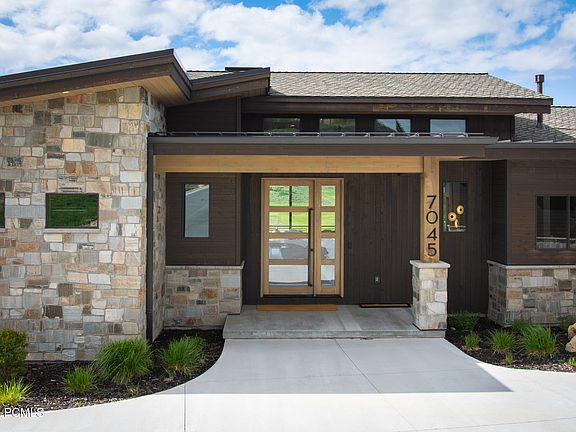 2nd image of 7045 E Moon Light Dr