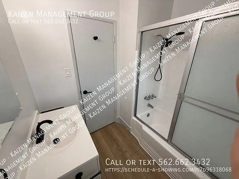 834 Austin Ave #6 — Photo 15