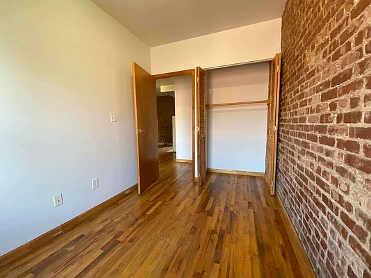 Rented by Best Apartments North Inc | media 9