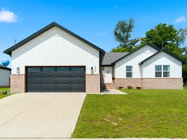 512 James Street, Billings, MO 65610