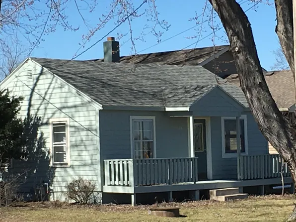 11214 286th Ave, Trevor, WI 53179
