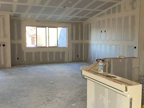 5th image of 3740 Texoma Dr