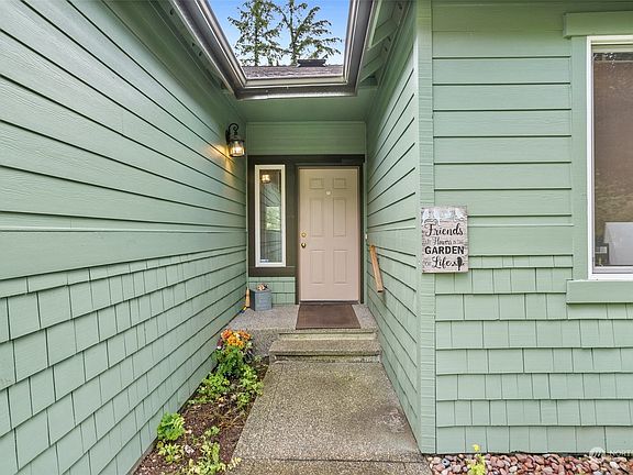 3rd image of 7446 McCormick Woods Drive SW