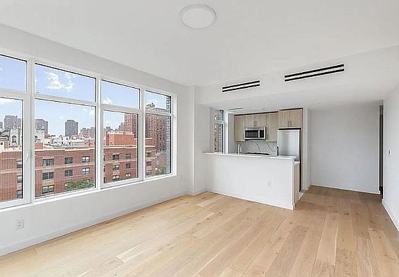 5th image of 1516 Park Ave #7J