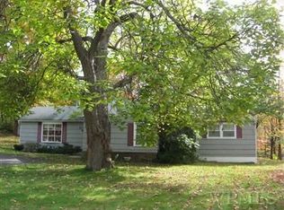 50 Pine Hill Rd, Pleasant Valley, NY 12569