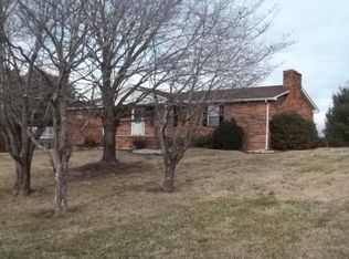 229 Browncrest Rd, La Follette, TN 37766