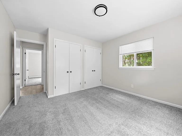 590 54th St SE — Photo 19