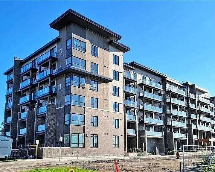 3 bed, $2,500 — Photo 1