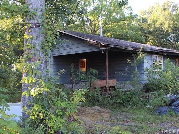 2nd image of 1226 Bratton Rd