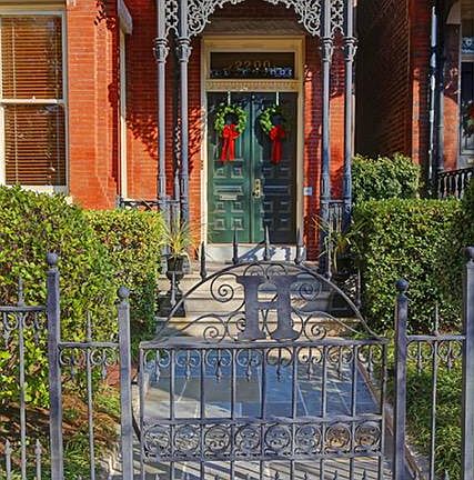 2nd image of 2200 E Grace St #B