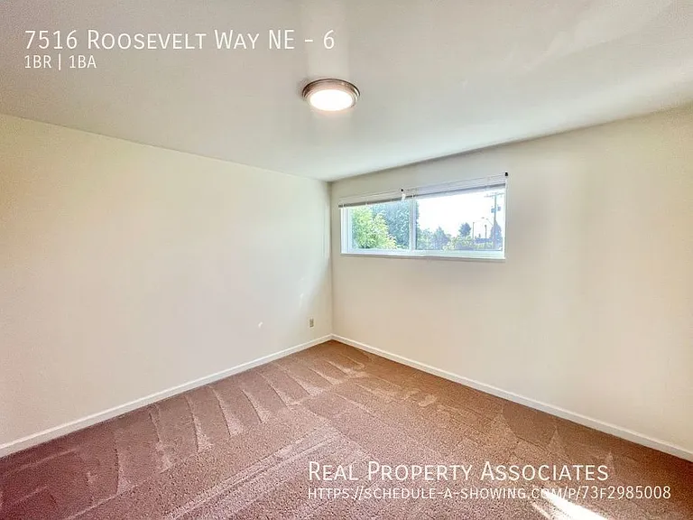 7516 Roosevelt Way NE #6 — Photo 11