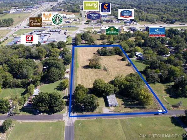 Tahlequah St, Muskogee, OK 74401