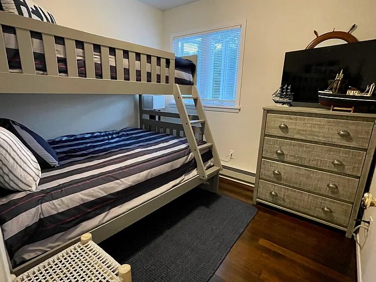 6 Community Dr — Photo 24