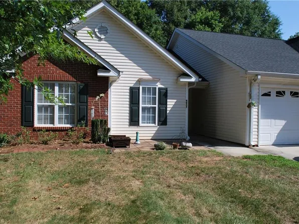 4837 Terrence Dr, Winston Salem, NC 27103
