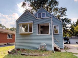 124 S Wisconsin Ave, Villa Park, IL 60181