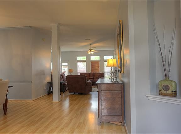 3rd image of 3815 Blossom Ct