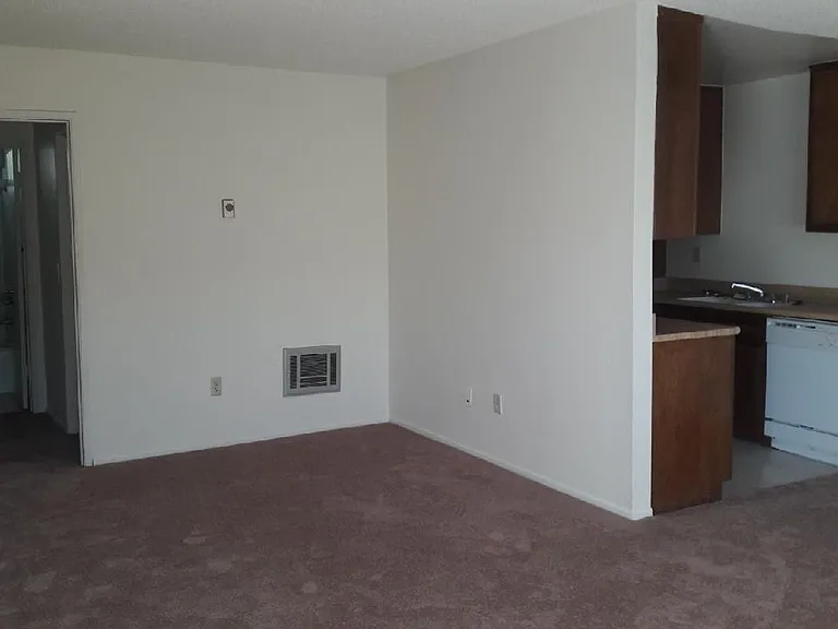 14333 Friar St — Photo 6