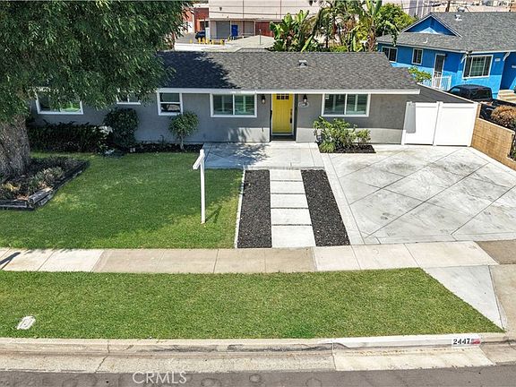 4th image of 2447 Clarke Ave